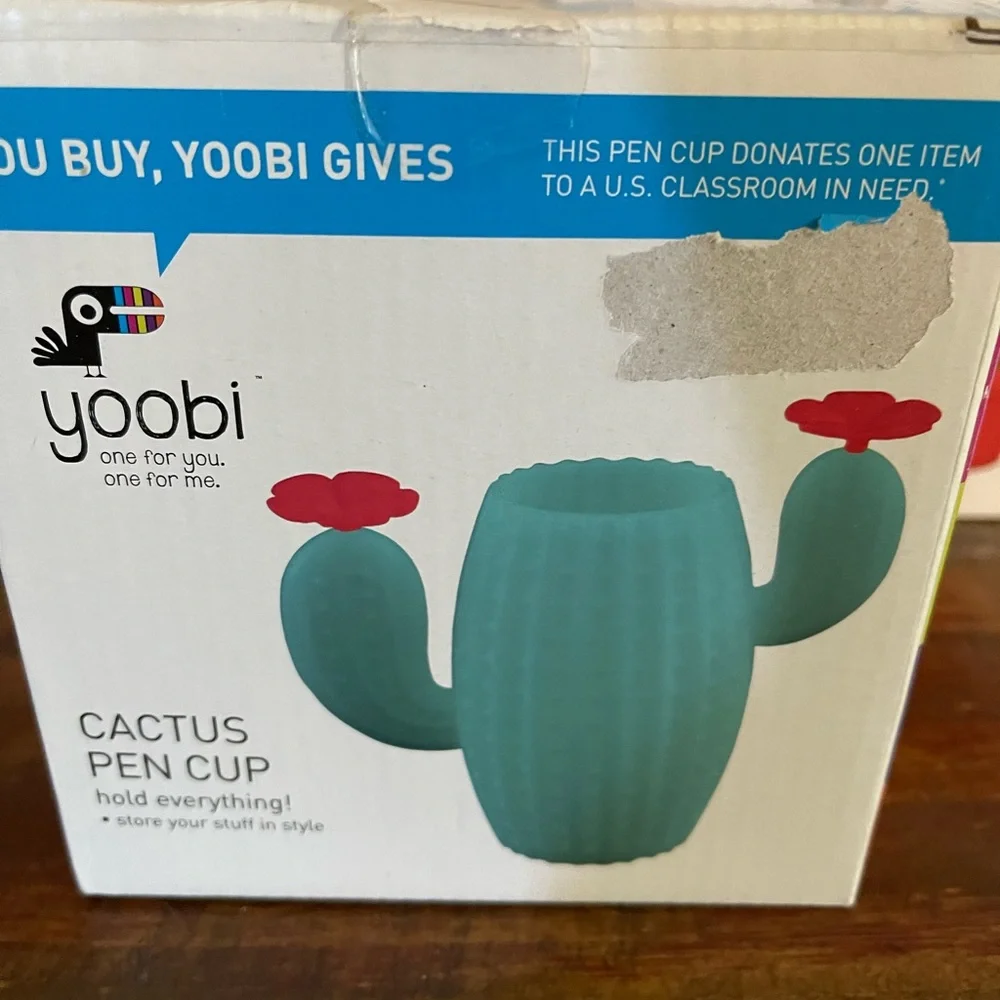 NEW YOOBI Desk Accessories Fun Cup Holder and Cactus Cork Board Organizer